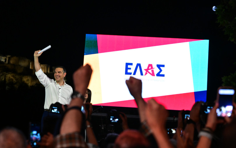 Και εγένετο... "Ελληνική Αριστερή Συμπαράταξη"- Το στοίχημα που κέρδισε ο Τσίπρας χθες, οι προκλήσεις και οι δυσκολίες της επόμενης ημέρας