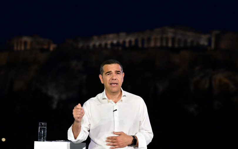 Ο Τσίπρας χρησιμοποίησε στίχο των Κοινών Θνητών