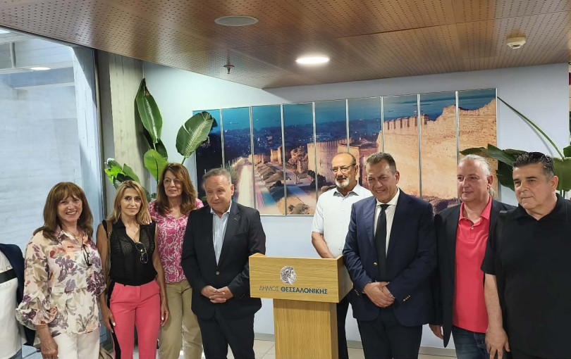 Θεσσαλονίκη: Νέα κολυμβητική πισίνα στην Ε’ Δημοτική Κοινότητα ανακοίνωσαν Αγγελούδης και Βρούτσης (βίντεο)