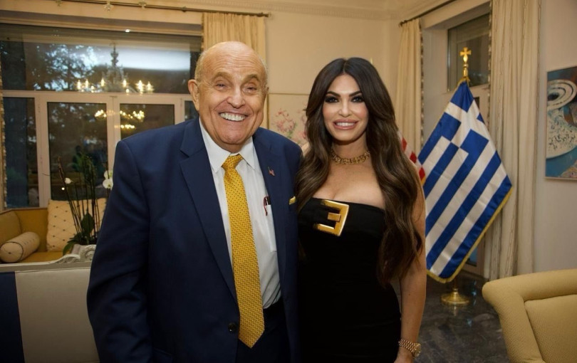 Σε δείπνο της Κ. Γκιλφόιλ στην Αθήνα ο Ρούντολφ Τζουλιάνι - Ποιοι υπουργοί έδωσαν το παρών