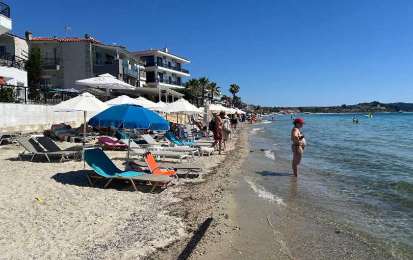 Παραλίες στην Ελλάδα: Μελέτη νομικών ξεκαθαρίζει το τοπίο που ορίζει ο νόμος - Το 50% πρέπει να είναι ελεύθερο για όλους