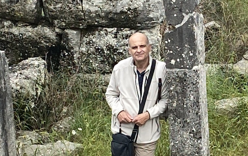Πέθανε στα 52 του ο αρχαιολόγος Χάρης Τσέλιος
