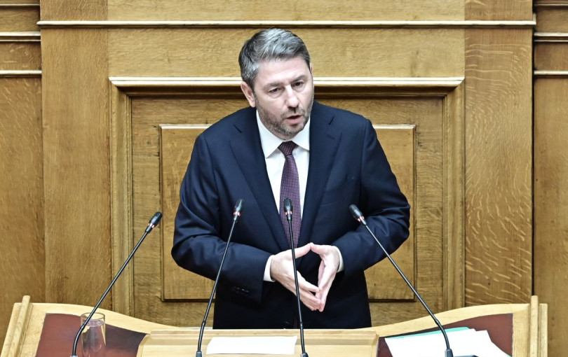 Στην κηδεία της Βάγιας Νέστορα ο Νίκος Ανδρουλάκης