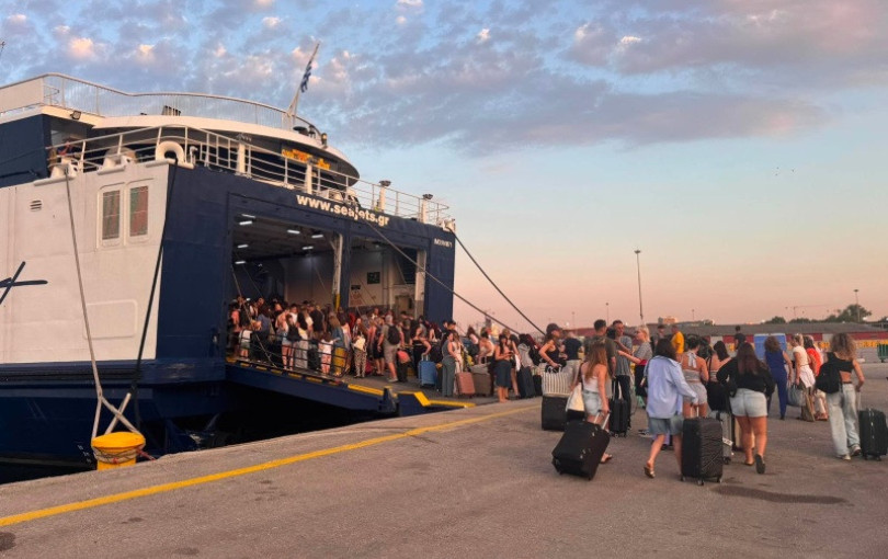 Θεσσαλονίκη: Σήκωσε άγκυρα το πρώτο πλοίο για Σποράδες - Στο 95% η πληρότητα (βίντεο)