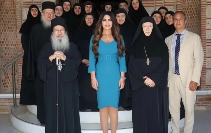 Στην Χαλκιδική και την Ιερά Γυναικεία Μονή Ευαγγελισμού της Θεοτόκου η Κίμπερλι Γκίλφοιλ