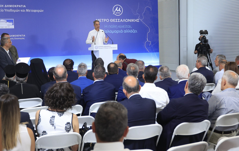 «Να καθίσει η Δήμαρχος Καλαμαριάς μπροστά»