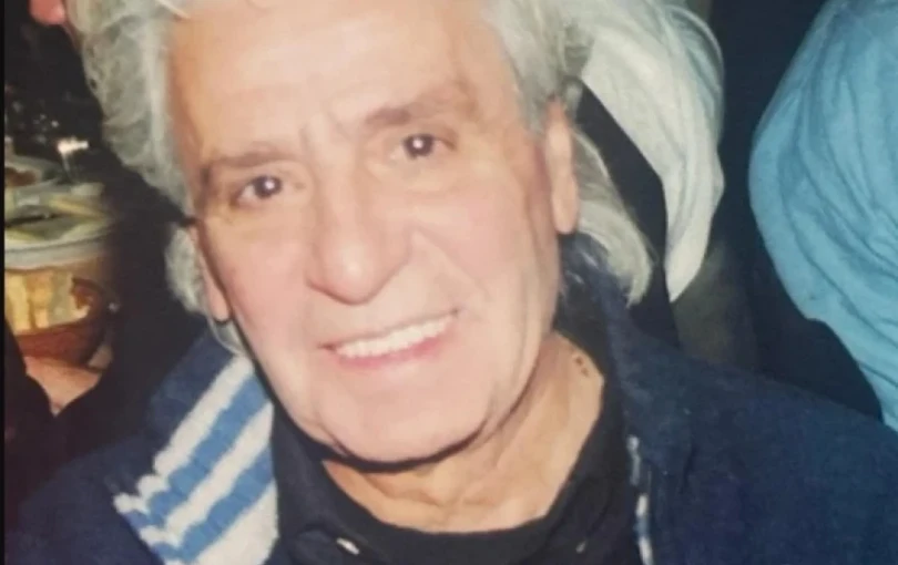 Θλίψη στη δημοσιογραφία: Πέθανε ο θρυλικός καλλιτεχνικός συντάκτης Γιάννης Φλέσσας