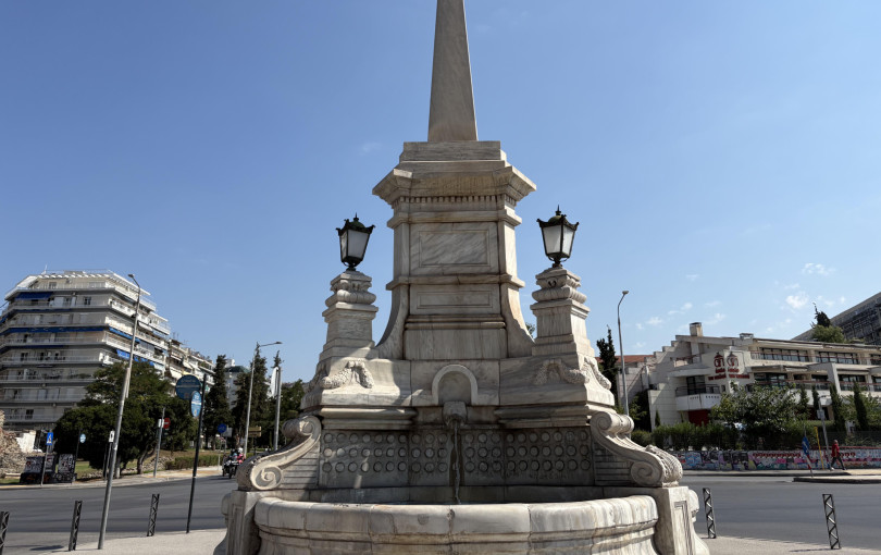 Τα viral της Θεσσαλονίκης: Το σιντριβάνι-δώρο του σουλτάνου που ανάβλυσε σιρόπι από κεράσι αλλά βρέθηκε στα αζήτητα (βίντεο)