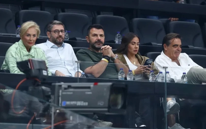 Από τα «κόκκινα» στα... «πράσινα» βρέθηκαν μέσα σε λίγες ώρες ο Ν. Ανδρουλάκης και ο Μ. Σχοινάς