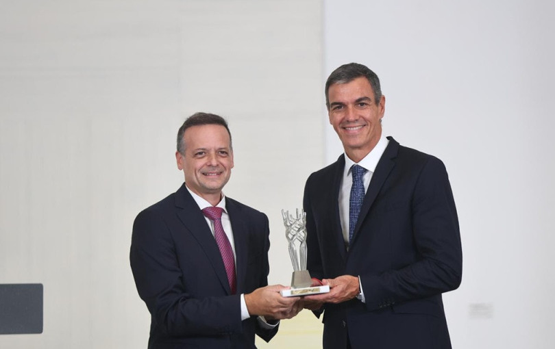 Το Βραβείο Δημοκρατίας της Πόλης των Αθηνών για το 2026 στον Πέδρο Σάντσεθ