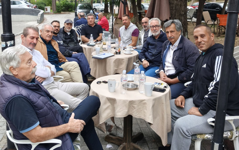 Η πρώτη συνάντηση των μελών της ΕΛΑΣ Παύλου Μελά