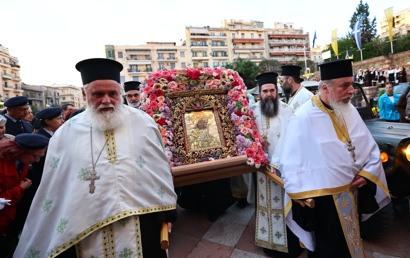 Θεσσαλονίκη: Ξεκίνησαν οι εκδηλώσεις για τον Πολιούχο Άγιο Δημήτριο - Έφτασε η εικόνα της Παναγίας Χοζοβιώτισσας