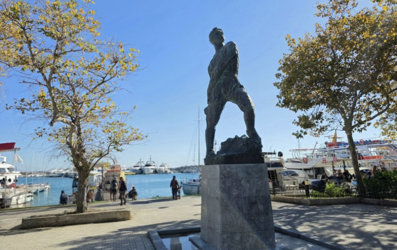 Ο ήρωας της Πίνδου από τη σκλαβωμένη Χάλκη: Η θυσία του υπολοχαγού Αλέξανδρου Διάκου το 1940