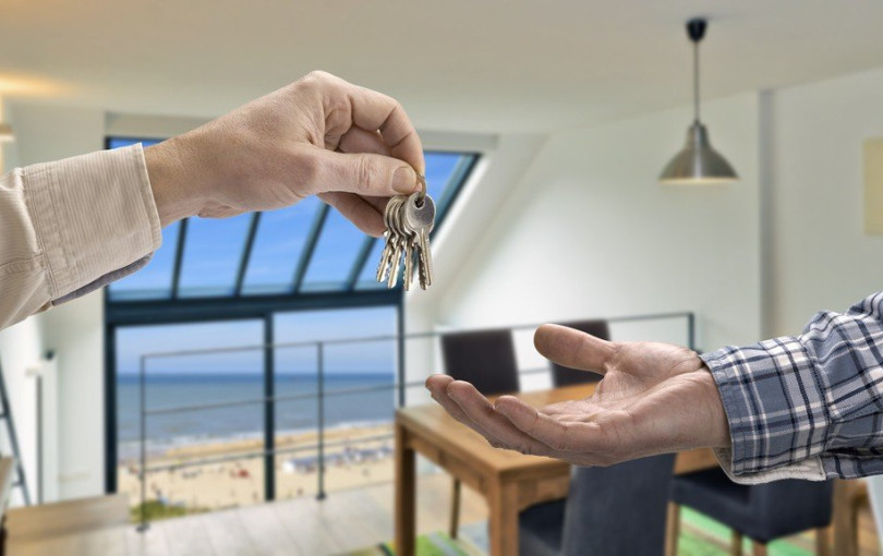 ΣτΕ: Αποφασίζει αν μπορούν να λειτουργούν Airbnb στην περιοχή της Πλάκας