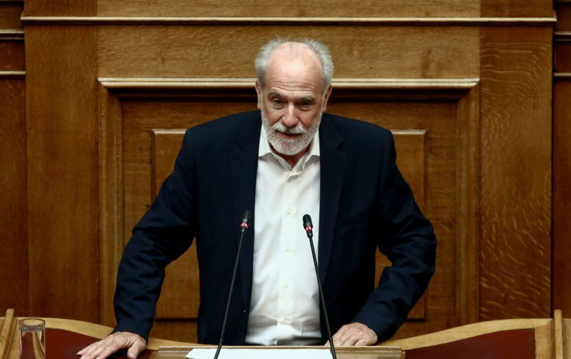 Ο Γιάννης Κουτσούκος αναλαμβάνει διευθυντής του γραφείου του Ν. Ανδρουλάκη