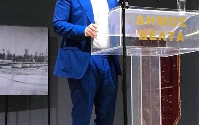 Τα βρόντηξε.. κάτω και έφυγε ο δήμαρχος