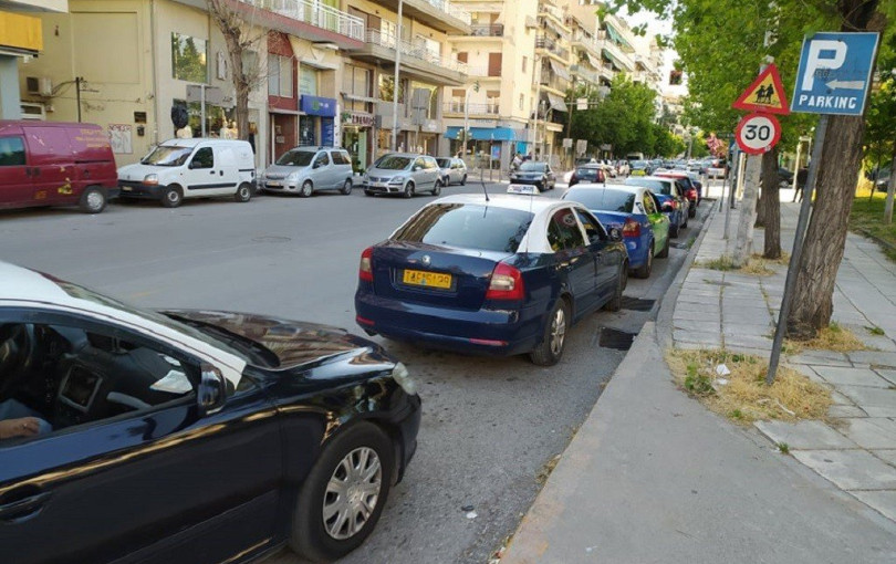 Ανάρπαστα τα ταξί κι οι πιάτσες στη Θεσσαλονίκη