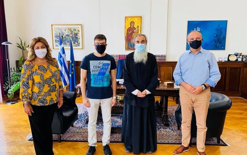 Ένας Καστοριανός του Harvard πέρασε το κατώφλι του Διοικητηρίου 
