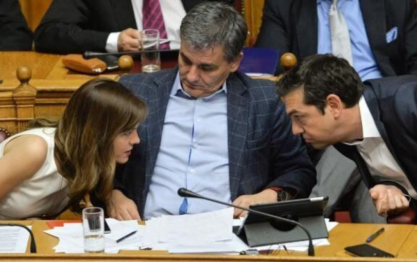 ΣΥΡΙΖΑ: Αν φύγει ο Τσίπρας, θέλουν Τσακαλώτο 