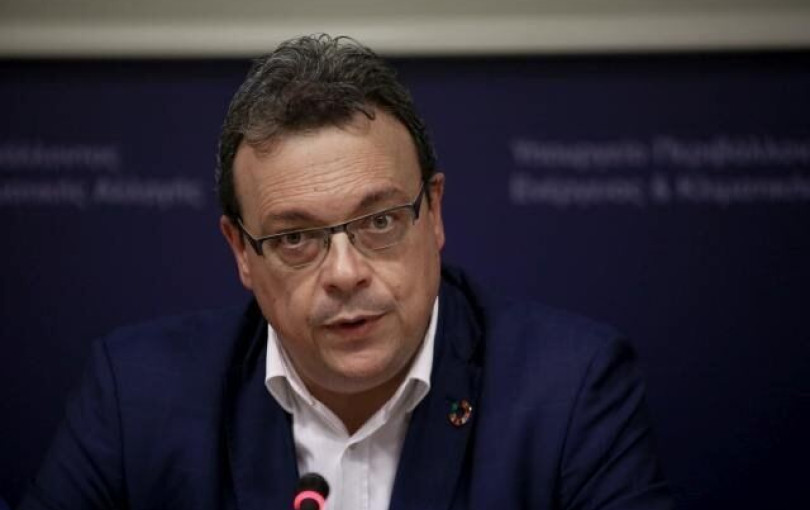 Ο Σωκράτης μιλάει με «το αφεντικό»