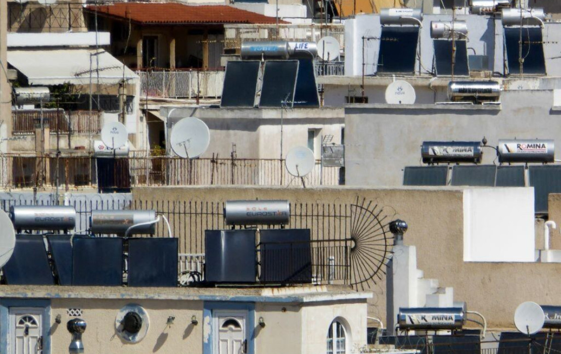 Έρχονται επιδοτήσεις για χιλιάδες αντλίες θερμότητας και θερμοσίφωνες - Οι τρεις παρεμβάσεις του ΥΠΕΝ