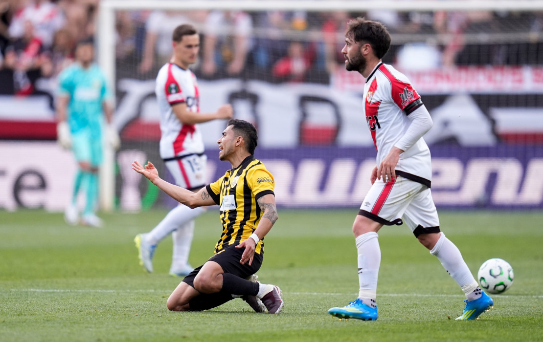Conference League: Βαριά ήττα της ΑΕΚ με 3-0 από τη Ράγιο Βαγεκάνο (βίντεο)