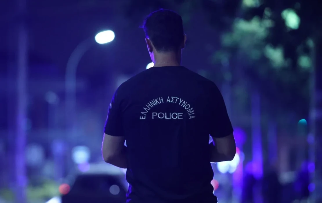 Θεσσαλονίκη: Ξυλοκόπησαν και λήστεψαν αστυνομικό που βρισκόταν εκτός υπηρεσίας