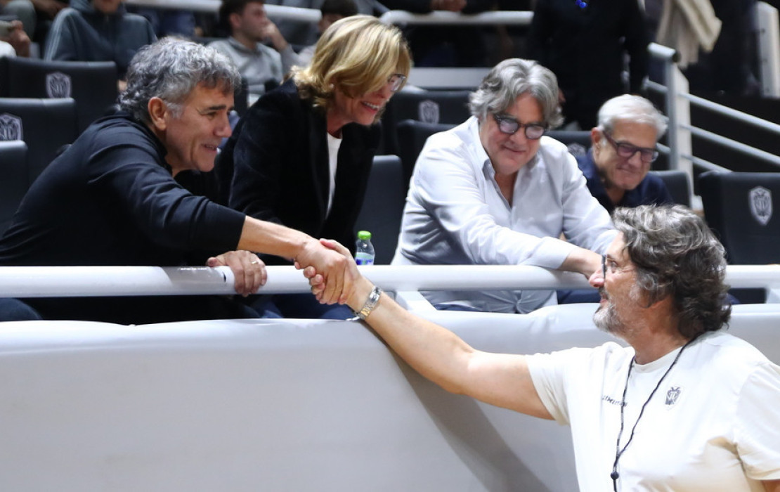 Μπάσκετ: Αποθέωση για τους παίκτες του ΠΑΟΚ παρουσία Μυστακίδη στην ανοιχτή προπόνηση
