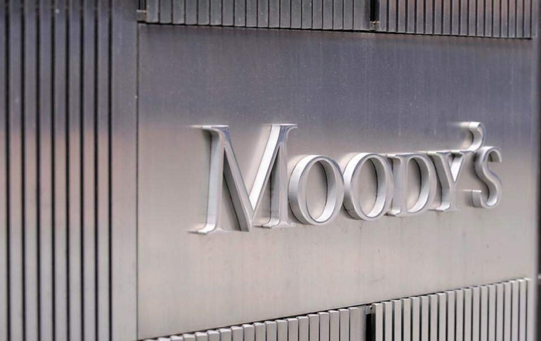 Moody’s: Η κερδοφορία των ελληνικών τραπεζών θα παραμείνει σε υψηλά επίπεδα