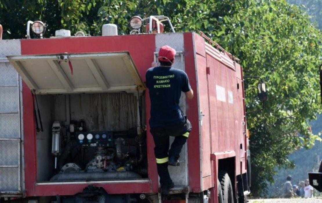 Θεσσαλονίκη: Φωτιά σε ξερά χόρτα στον Δήμο Δέλτα - Κινητοποίηση της Πυροσβεστικής κοντά στην ΠΑΘΕ