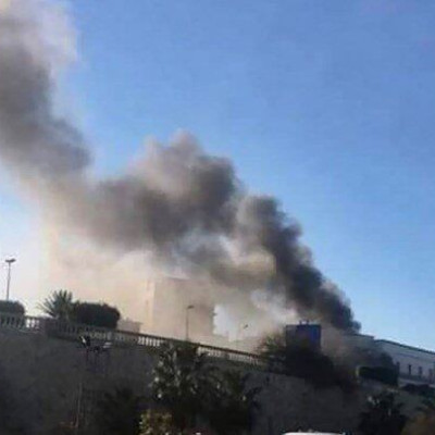 Λιβύη: Ένοπλοι επιχείρησαν να εισβάλουν στο Ελεγκτικό Συνέδριο στην Τρίπολη για να εγκαταστήσουν έναν νέο επικεφαλής
