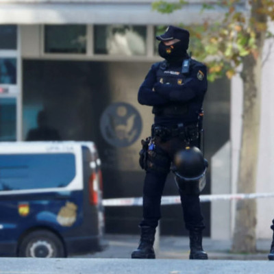 Βρετανία: 14χρονη συνελήφθη έπειτα από μια επίθεση με μαχαίρι, με τρεις τραυματίες