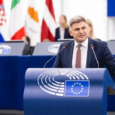 Ο Φαραντούρης, το Μεσολόγγι και το... ΠΑΣΟΚ