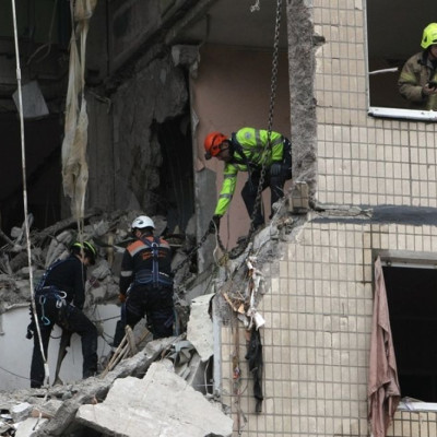 Ουκρανία: Πέντε άμαχοι νεκροί από ρωσικό πύραυλο στο Ντνίπρο