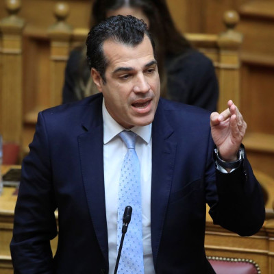 Ο Τραμπ αναδημοσίευσε συνέντευξη του Πλεύρη - Ο φράχτης στον Έβρο και η «αυστηρή αλλά δίκαιη» πολιτική