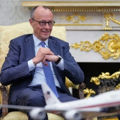 Μερτς: Το Ιράν «ξεφτιλίζει» τις ΗΠΑ - Δεν βλέπω ποια στρατηγική επιλέγει ο Τραμπ