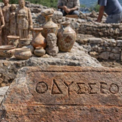 Σπουδαία αρχαιολογική ανακάλυψη στην Ιθάκη - Στο φως χώρος λατρείας αφιερωμένος στον Οδυσσέα