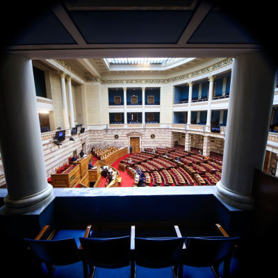 Πολύ τράφικ ανάμεσα στα κόμματα. Γράφει ο Μιχάλης Αλεξανδρίδης