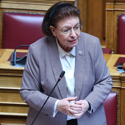 Μυτιλήνη: Στην Λέσβο η υπουργός Πολιτισμού Λ. Μενδώνη - Θα αποδοθούν στις τοπικές κοινωνίες εννέα έργα πολιτισμού