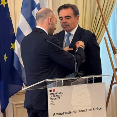 Τα γαλλικό παράσημο του Σχοινά (βίντεο)