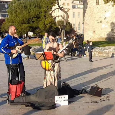 Θεσσαλονίκη: Διαγράφεται το πρόστιμο που επιβλήθηκε στους μουσικούς του δρόμου