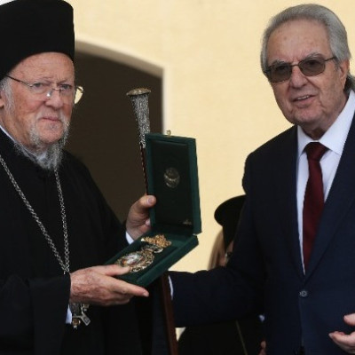 Οικουμενικός Πατριάρχης: Η ζωή δεν είναι ψηφιακή - Η ανθρώπινη ψυχή είναι γεμάτη αισθήματα