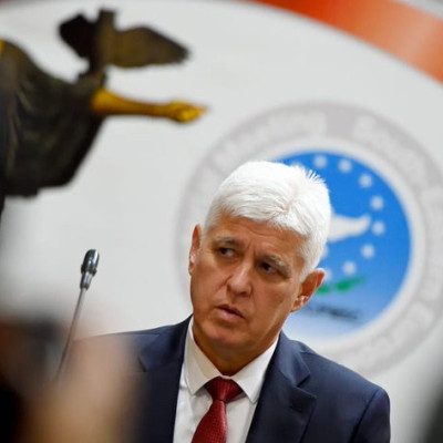 Η Βουλγαρία «παγώνει» την αποστολή όπλων στην Ουκρανία