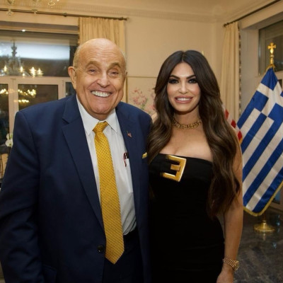 Σε δείπνο της Κ. Γκιλφόιλ στην Αθήνα ο Ρούντολφ Τζουλιάνι - Ποιοι υπουργοί έδωσαν το παρών