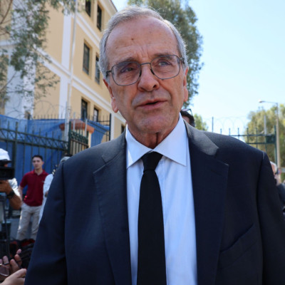 Ο Σαμαράς κάνει άνοιγμα στο... TikTok - Οι δημοσκοπήσεις, η Ντόρα και ο Εδεσσαϊκός