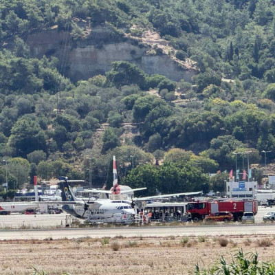 Ρόδος: Σοβαρό πρόβλημα σε κινητήρα αεροσκάφους που ταξίδευε προς την Κάρπαθο - Δείτε βίντεο