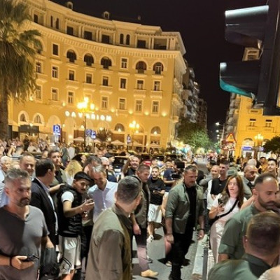 Μητσοτάκης by Thessaloniki: Η περιοδεία στα έργα, η συνάντηση με τους δημοσιογράφους, το δείπνο με τη Μαρέβα και το πάρτι της ΟΝΝΕΔ