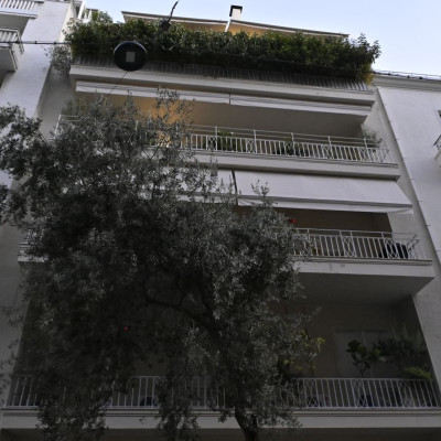 Υπόθεση Μαζωνάκη: 11 άτομα βρίσκονταν στο ιατρείο την ώρα της πλασμαφαίρεσης – Η κόρη των γιατρών κάλεσε το ΕΚΑΒ