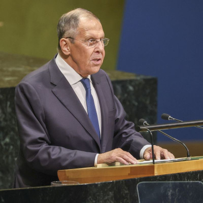 Λαβρόφ: Υπό προϋποθέσεις θα μπορούσαν να μεταφερθούν οι S-400 από την Τουρκία σε άλλη χώρα