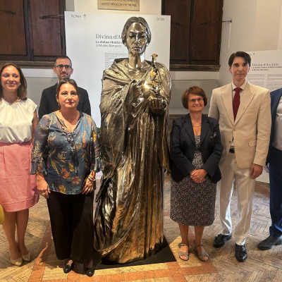 Η Μαρία Κάλλας «ταξιδεύει» στη Ρώμη: Στο Μουσείο «Giovanni Barracco» το γλυπτό του Νίκου Φλώρου